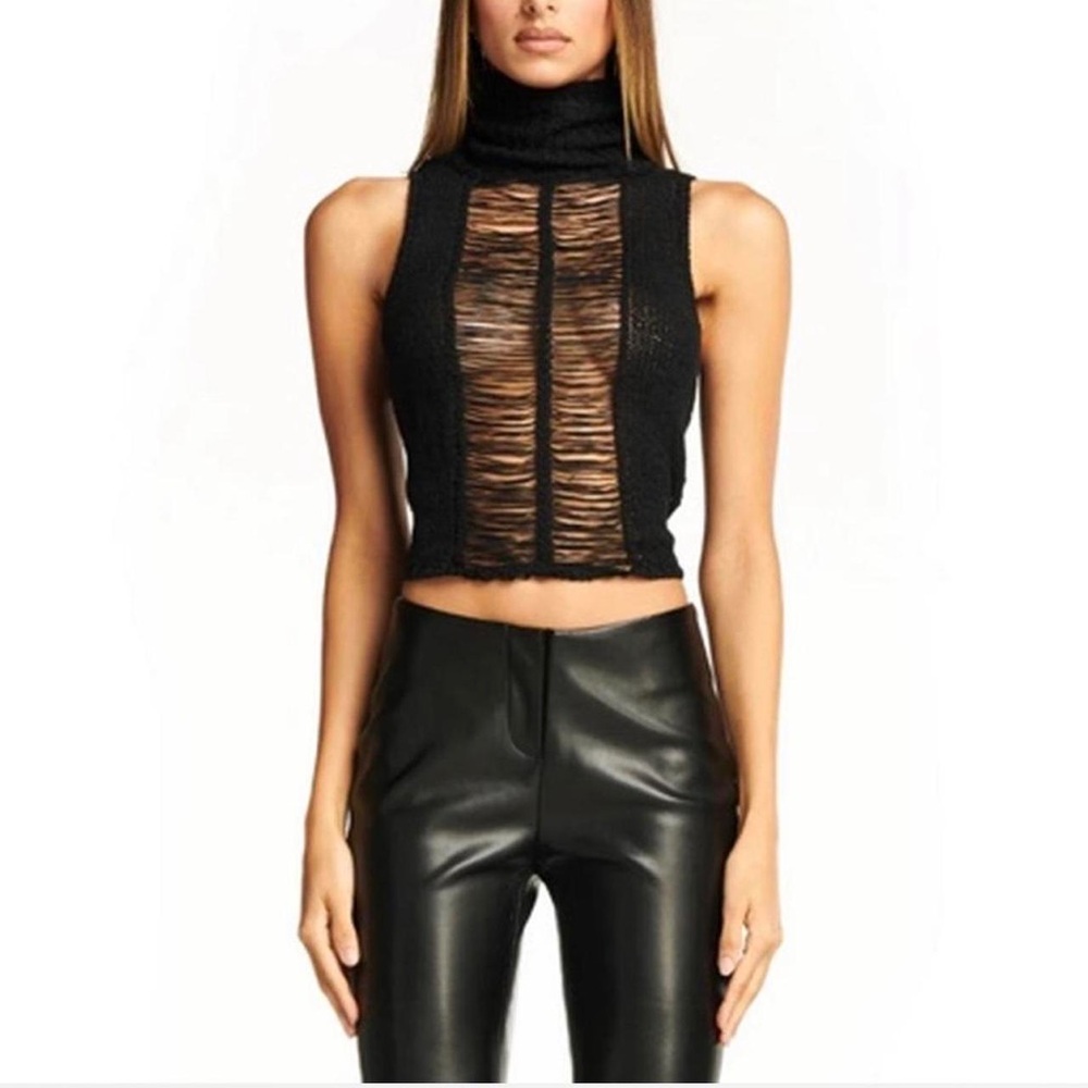 I.AM.GIA Women's Black Crop-top